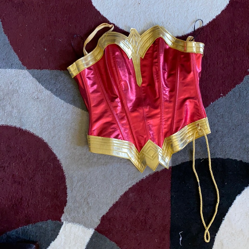 Spirit Halloween Wonder Woman 1984 Corset